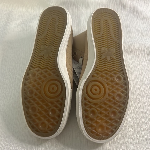 Adidas Nizza Mens Size 8.5 Skate High Top Canvas Sneaker beige white - Picture 3 of 4